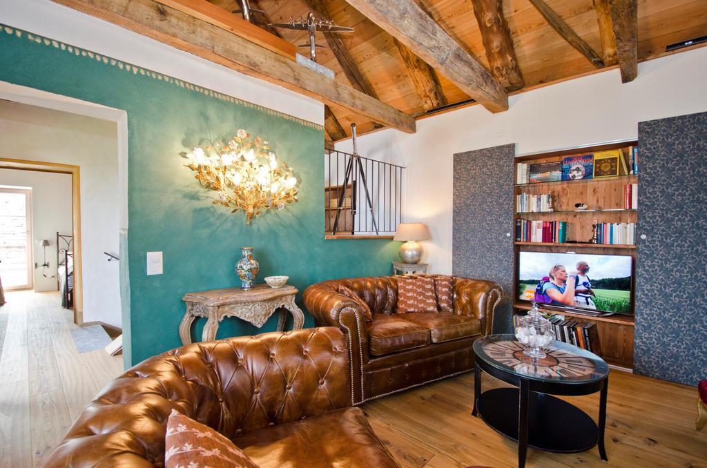 Case Di Sotto, House & Breakfast Muralto Room photo