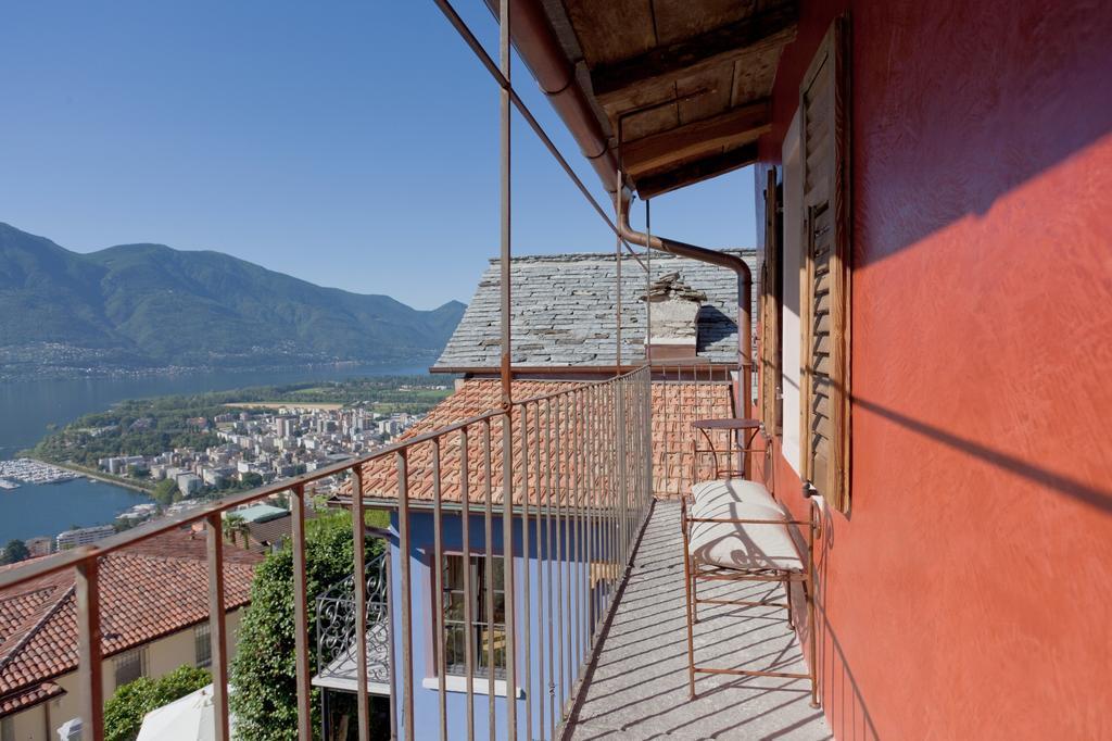 Case Di Sotto, House & Breakfast Muralto Room photo